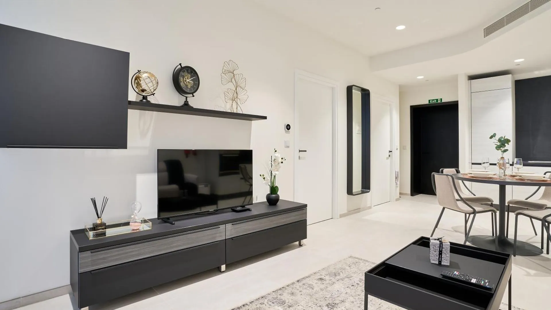 Skyline Seaview One-Bedroom Haven San Ġiljan